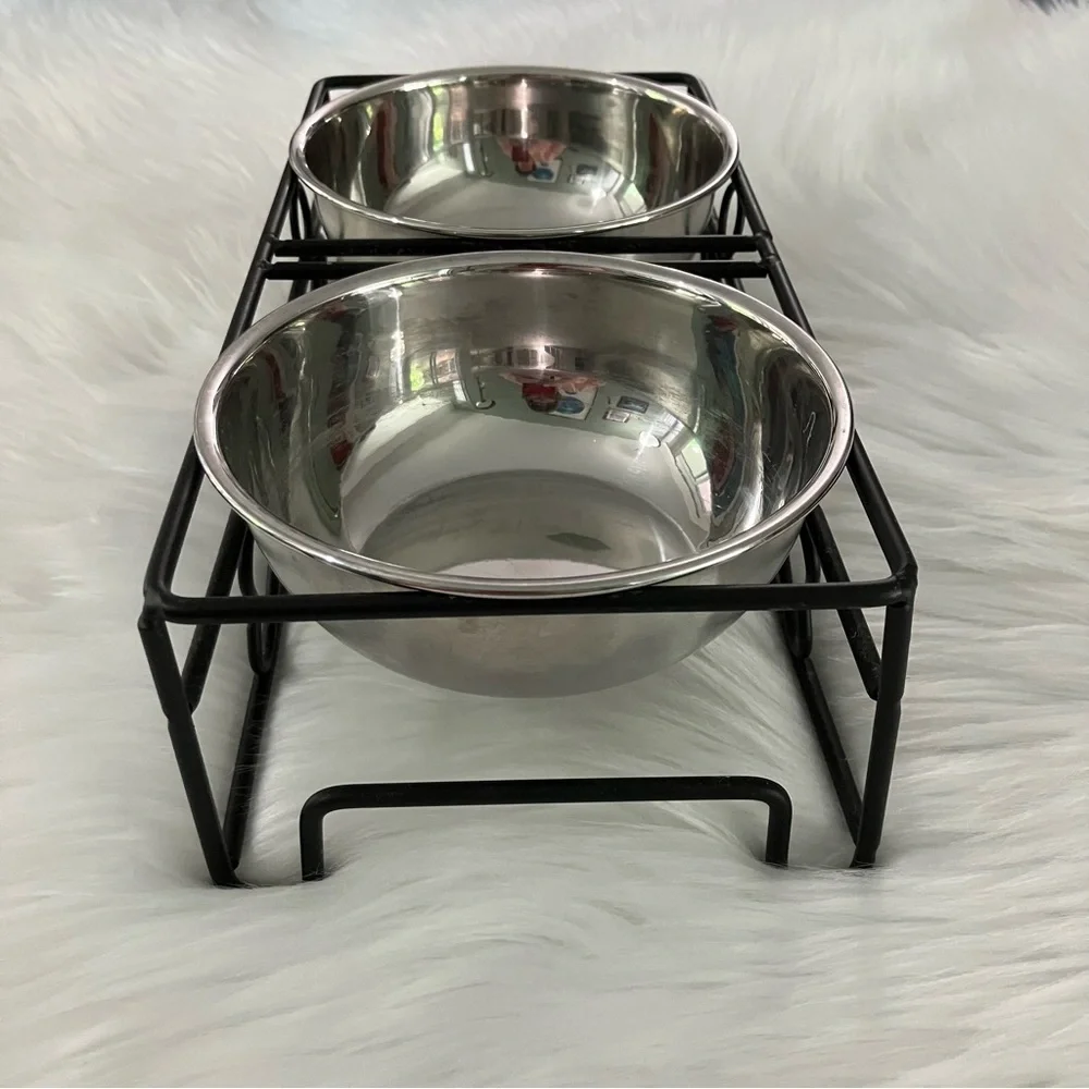Small Dog Feeding Station