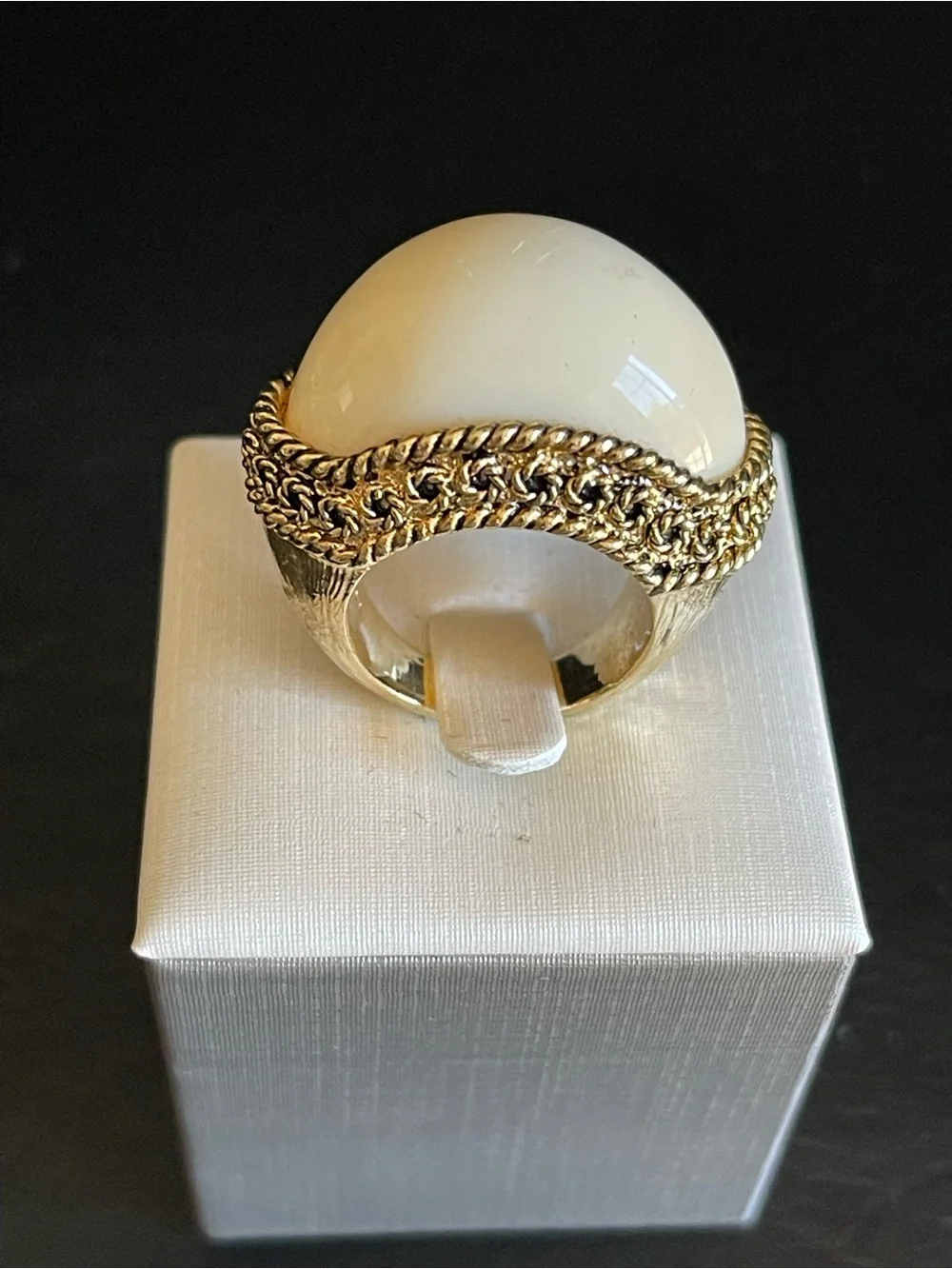 Vintage Gold-Tone Cream Cabochon large dome Ring