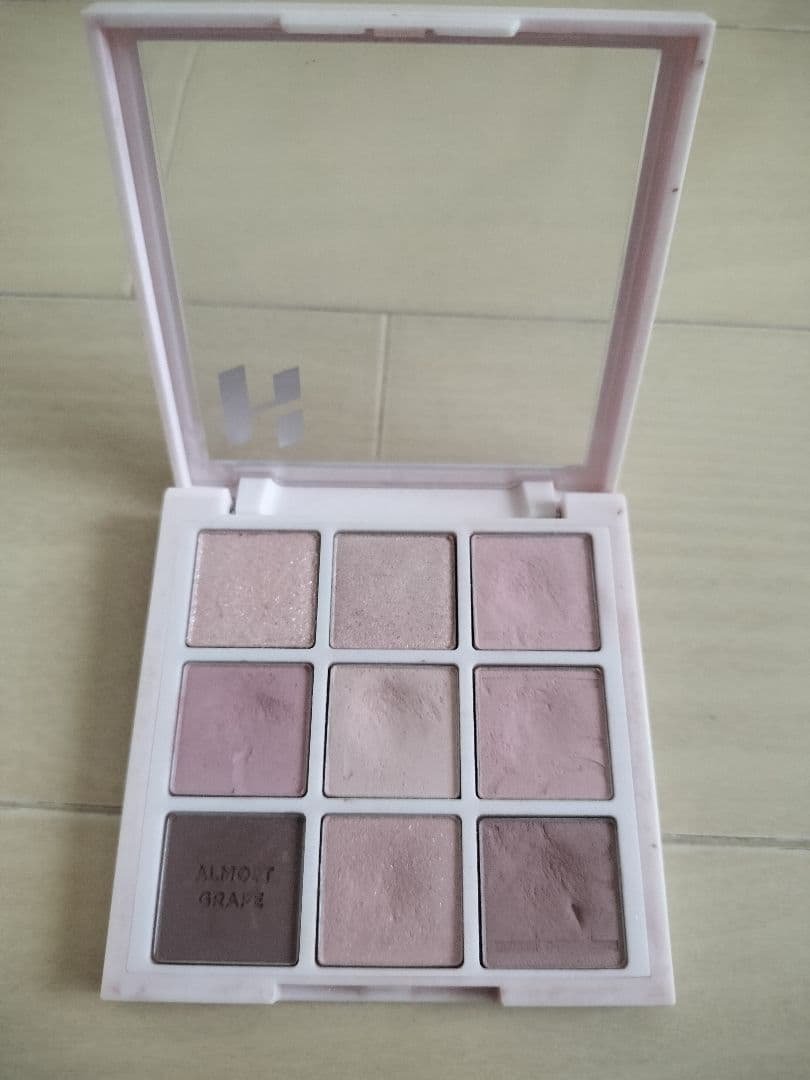 HOLIKA HOLIKA 13 ALMOST GRAPE